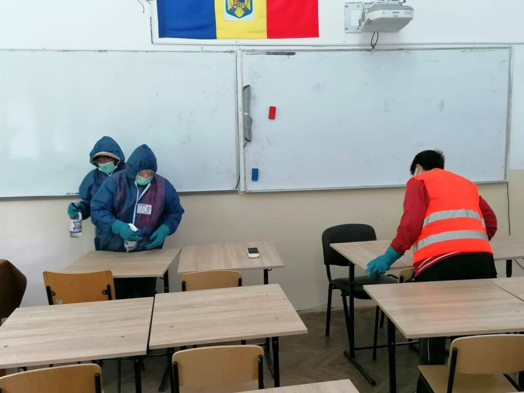Concluzii îngrijorătoare după primele controale în școli. Ce probleme au identificat inspectorii DSP