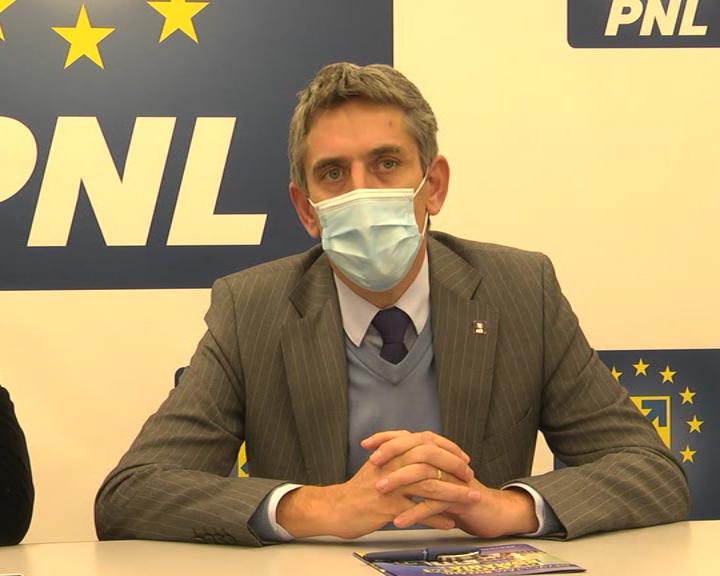 PREGĂTIRI PENTRU DEMARAREA CAMPANIEI DE VACCINARE ANTI-COVID. În câte centre se va realiza campania la Buzău
