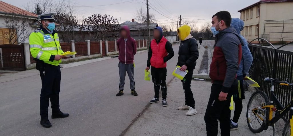 ACȚIUNE A POLIȚIȘTILOR ÎN PUIEȘTI, DUPĂ CE O FEMEIE A MURIT ÎNTR-UN ACCIDENT RUTIER! Care a fost motivul