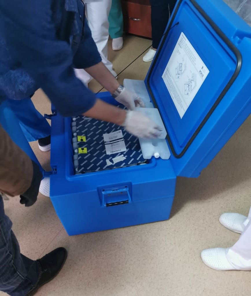 BUZĂUL A PRIMIT A DOUA TRANȘĂ DE VACCIN ANTI-COVID! Câte doze au rămas neconsumate din primul lot