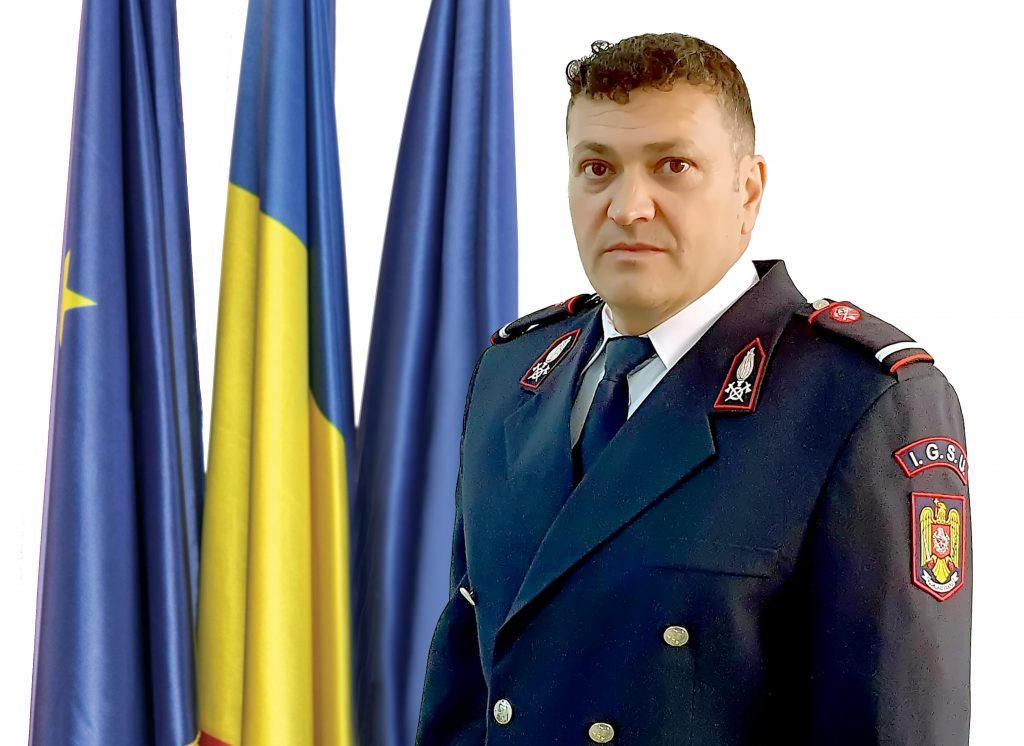 UNUL DINTRE CEI MAI CUNOSCUȚI POMPIERI DIN JUDEȚ PUNE PUNCT CARIEREI LA ISU BUZĂU: „Fiecare etapă a vieții are un început și un sfârșit.”