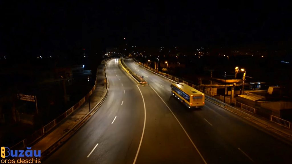 TRAGEDIE EVITATĂ ÎN ULTIMUL MOMENT. Cum a fost salvat un tânăr care voia să se arunce de pe podul de la Drăgaică