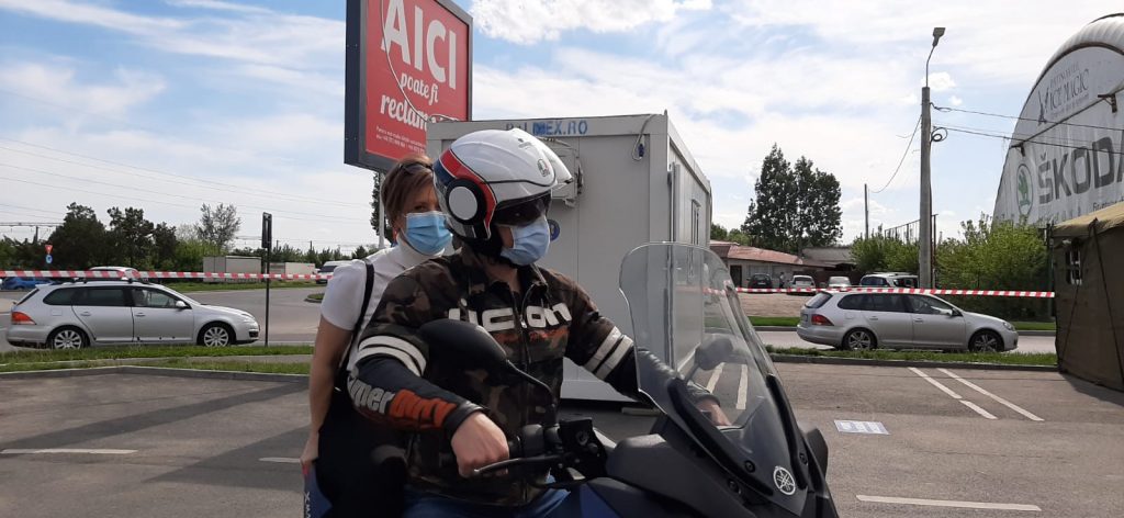 CE N-A VĂZUT CASA ALBĂ! Doi șefi pe o motocicletă (FOTO + VIDEO)