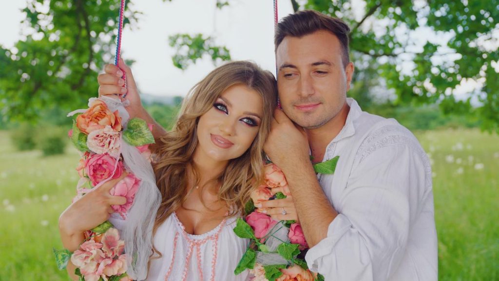 Valentin Sanfira lansează piesă cu dedicație pentru soția sa
