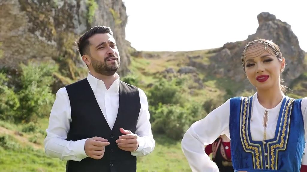 Vlăduța Lupău, două videoclipuri noi, în curând
