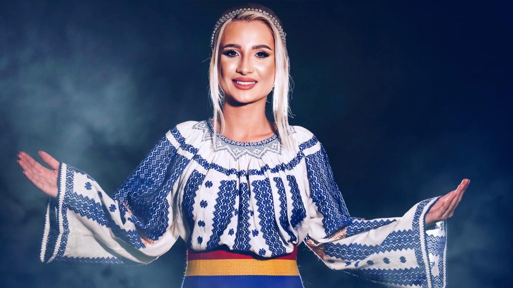 Claudia Puican le-a dăruit o casă părinților săi