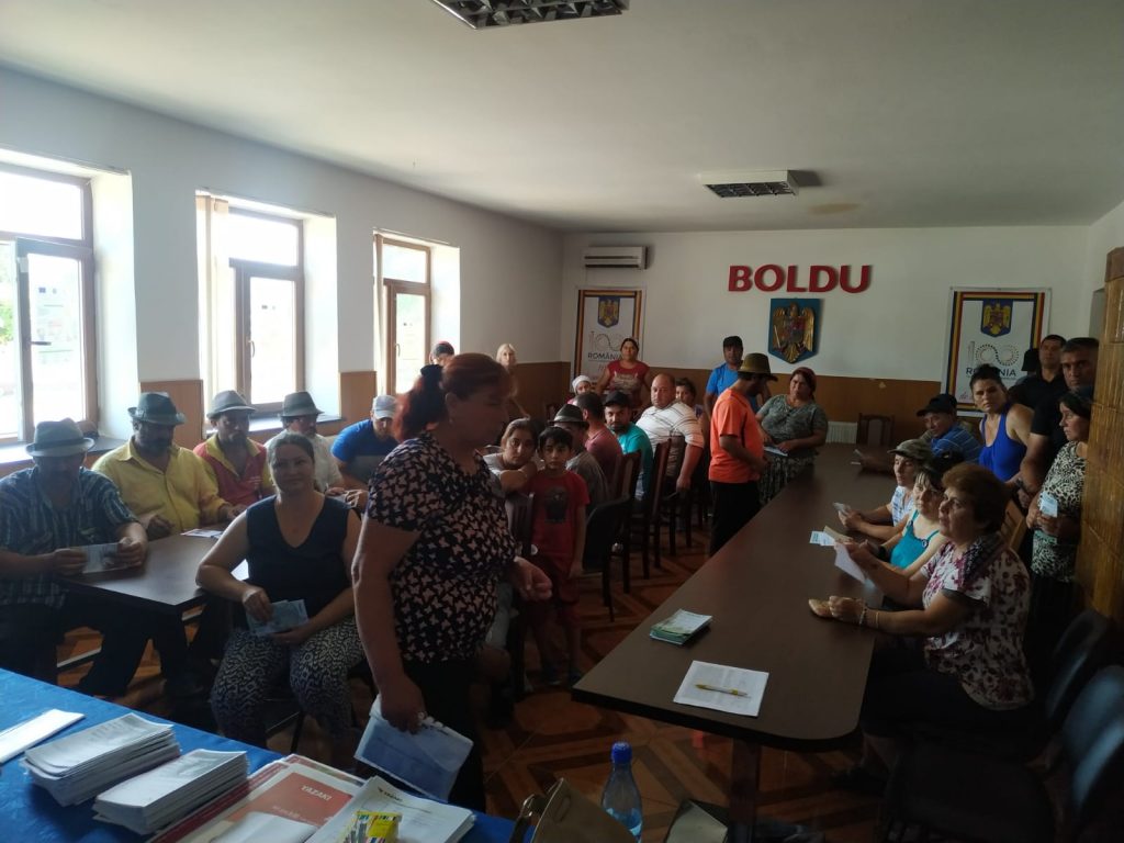 Doar cinci persoane selectate la bursa locurilor de muncă de la Boldu!