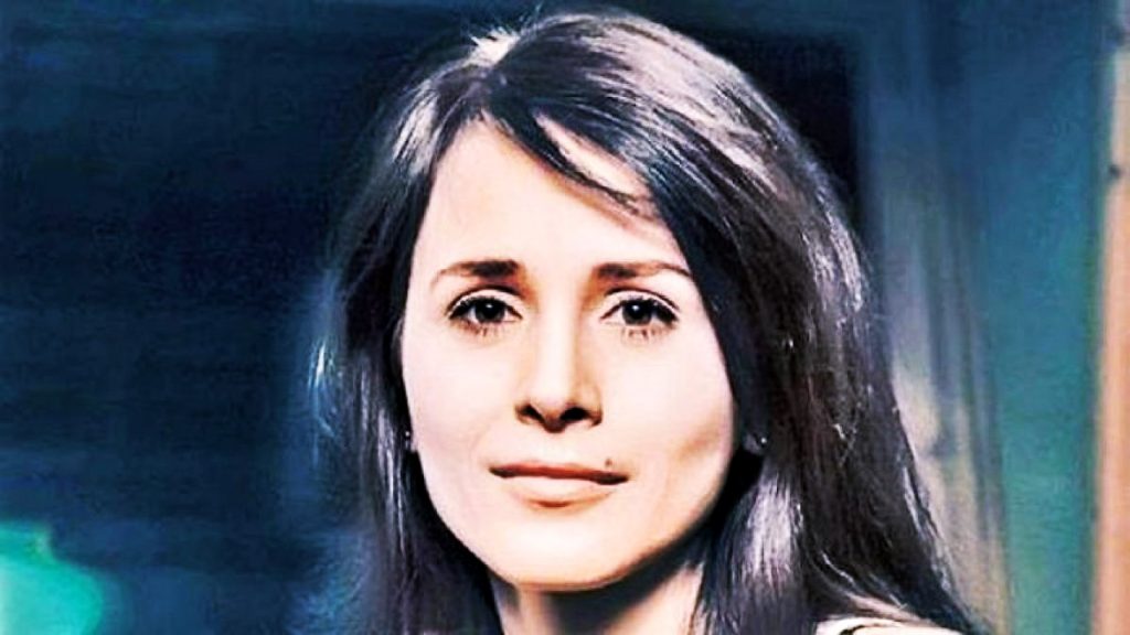 Mădalina Manole, 54 de ani de la nașterea artistei
