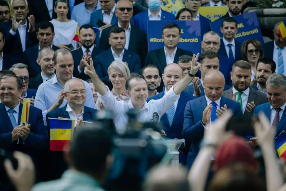 Liderul PNL, Gabriel Avrămescu, prezent la depunerea candidaturii lui Florin Cîțu. ”În ciuda anumitor dezacorduri de păreri, PNL rămâne un partid unit!”