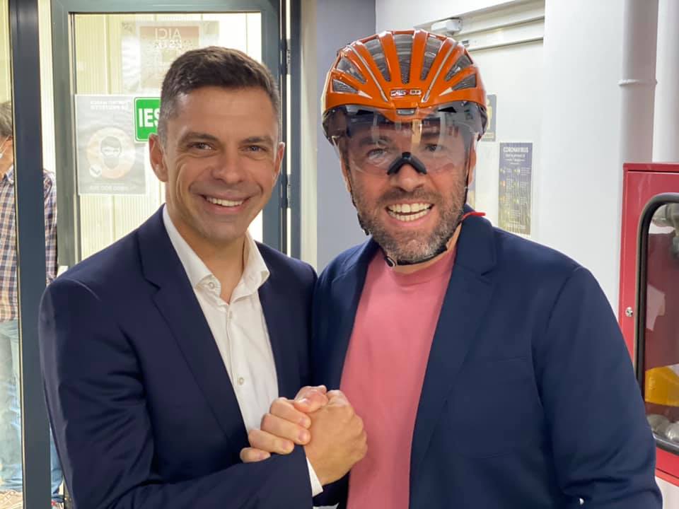 Buzoianul Alex Dima, cadou de la ministrul Novak