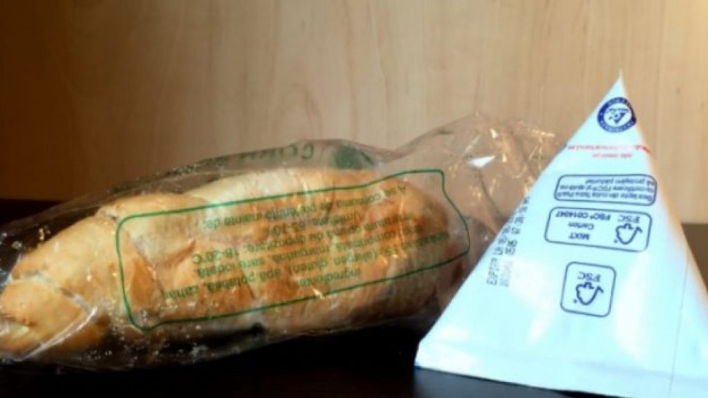 Programul “Lapte, corn și măr”, demarat cu întârziere. Când vor primi elevii buzoieni produsele