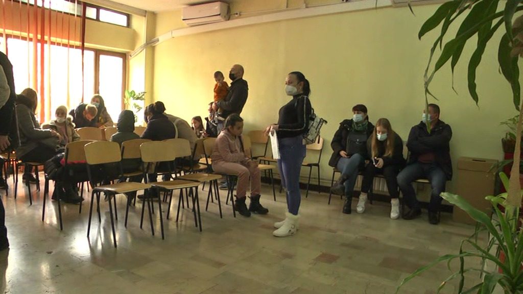 Sute de cereri la Pașapoarte, de la începutul războiului în Ucraina