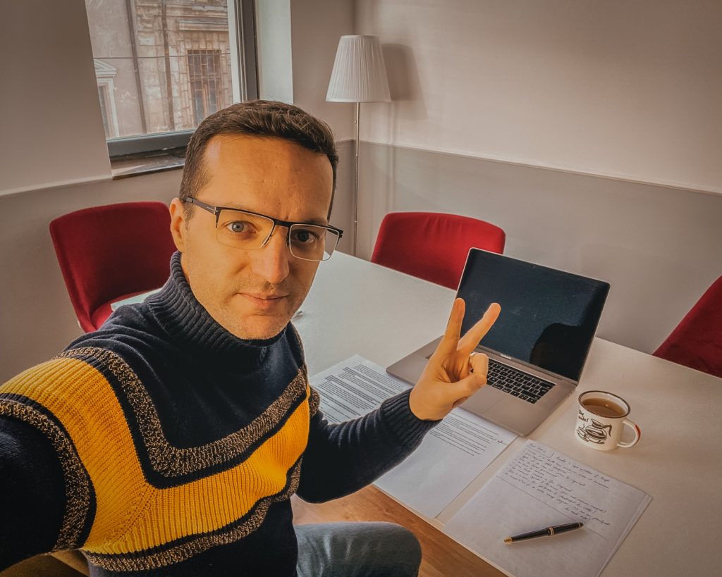 Antreprenor, social media marketing specialist: ”Indiferent cu ce te ocupi, trebuie să-ți construiești un brand personal!”