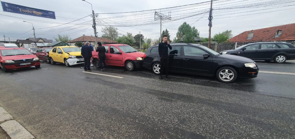 ACUM: Accident în lanț, în Buzău!