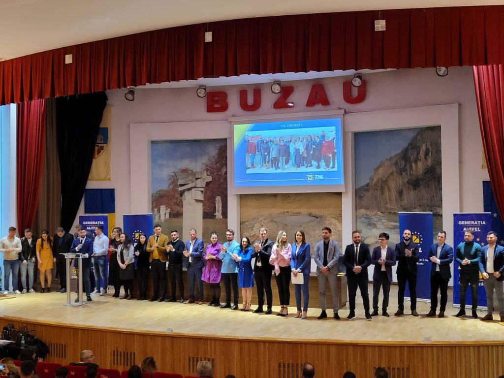 Andreele au preluat puterea în PNL Buzău. Cine conduce acum tineretul liberal