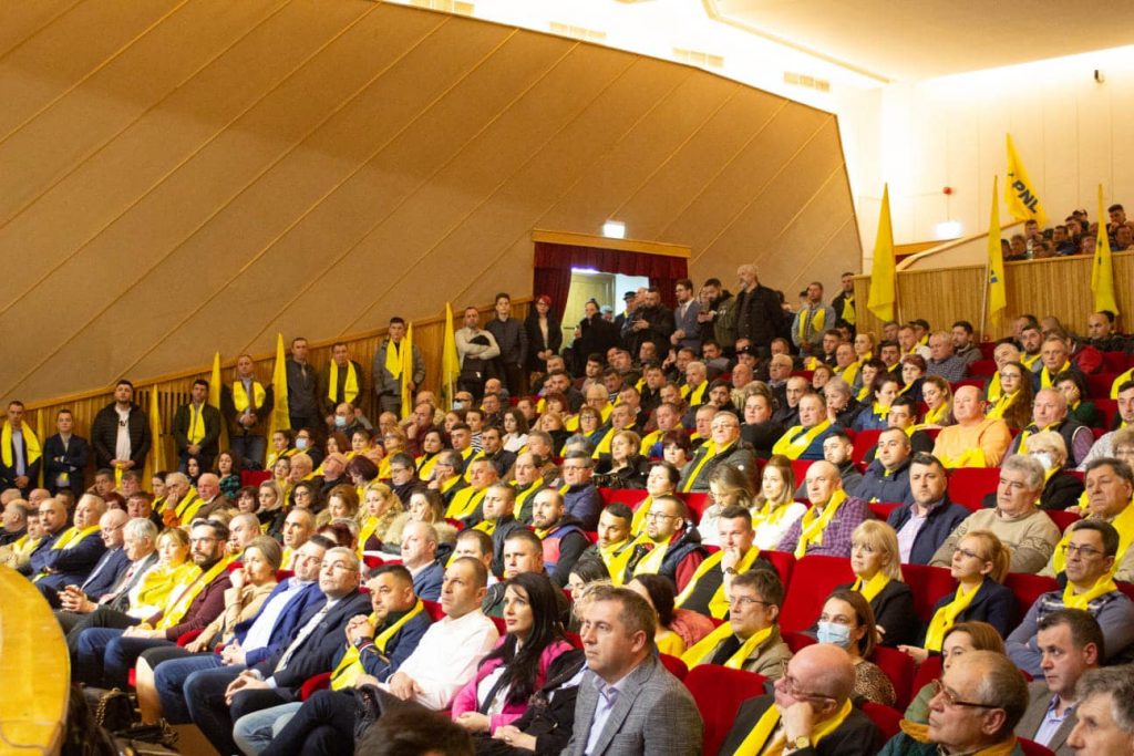 Partidul nu îl mai vrea pe Cîțu. Liberalii buzoieni cer un congres extraordinar