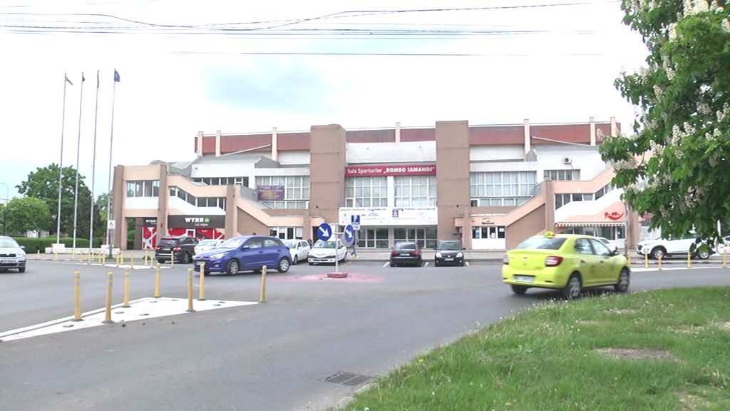 De la gala de kickboxing, în fața instanței. Gala din Buzău a pus punct ilegalităților comise de un afacerist din Arad