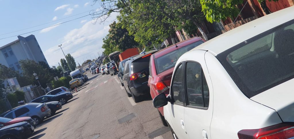 (FOTO & VIDEO) Pod închis, blocaje pe străzi. Coloane de mașini pe distanțe semnificative