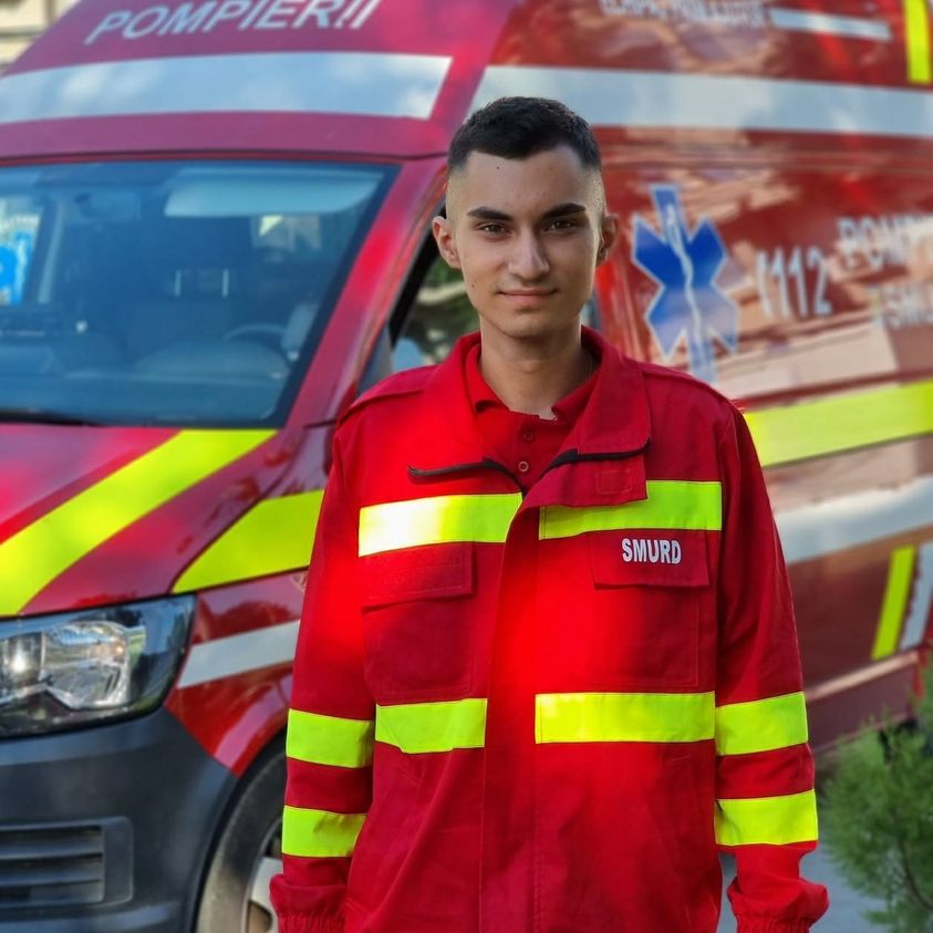 Erou la 17 ani! Ce a făcut acest tânăr pentru a fi dat exemplu întregii țări