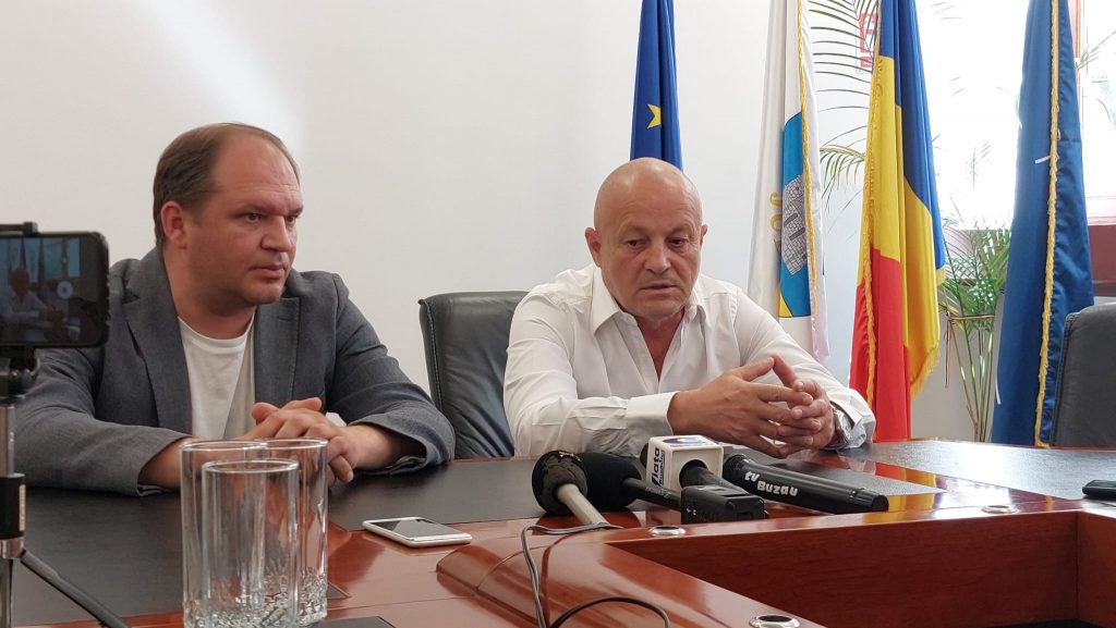 Cum răspund social-democrații buzoieni comentariilor pe tema prieteniei cu primarul filorus al Chișinăului. M. Ciolacu: ”Îl felicit pe dl. Neagu, acolo trăiesc ROMÂNI!”