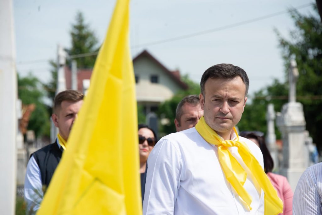 Atenție, bugetari! Se schimbă iar legea care reglementează activitatea exercitată dintr-o funcție publică