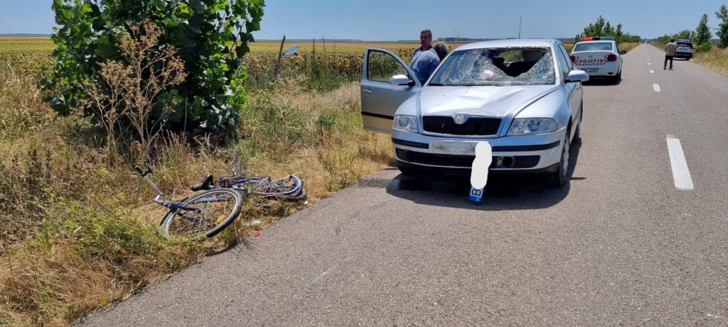 Biciclist rănit în urma unui accident rutier, trafic dirijat