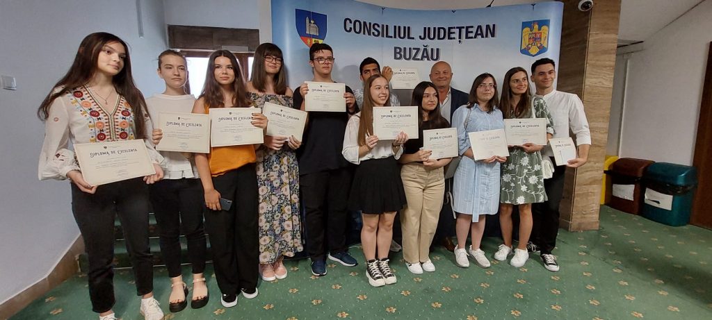 (Video) Elitele Buzăului, premiate de Consiliul Județean. Pe cine a invitat Neagu la o colaborare