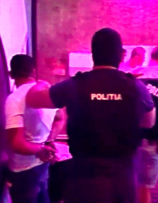 Tot mai mulți tineri, prinși în capcana drogurilor. La cine apelează polițiștii pentru a reduce acest fenomen