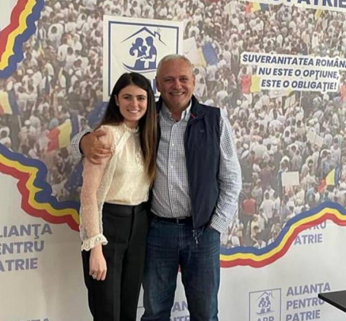 Curat monden! Cine e buzoianca despre care se spune că i-ar fi luat locul Irinei în brațele lui Liviu Dragnea