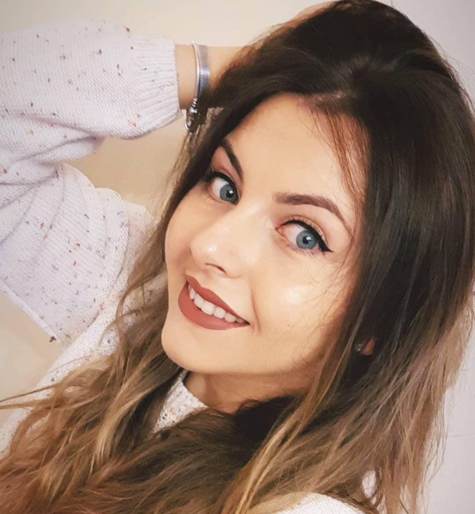 Apel umanitar! Daniela, o tânără de 25 de ani, diagnosticată cu o boală gravă, are nevoie de ajutor
