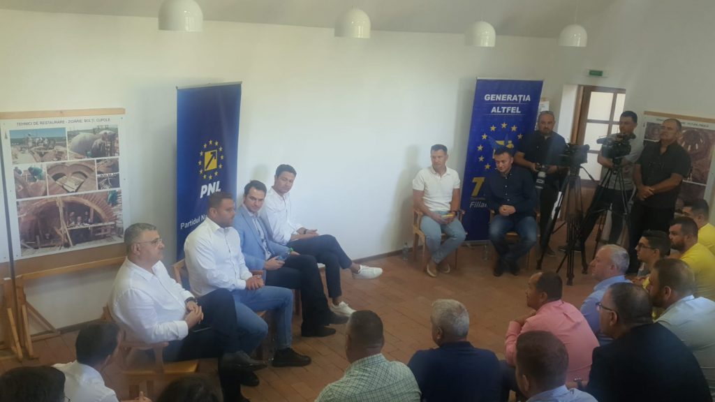 Eveniment în premieră pentru liberalii buzoieni. S-a lansat prima ediție a “Școlii de vară” a TNL Buzău