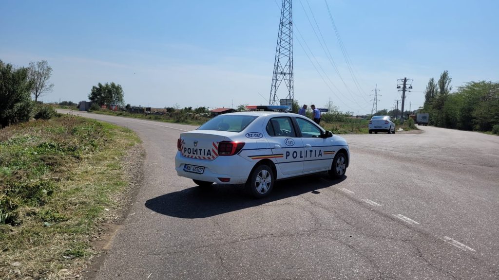 Accident la Săpoca. O femeie este evaluată medical