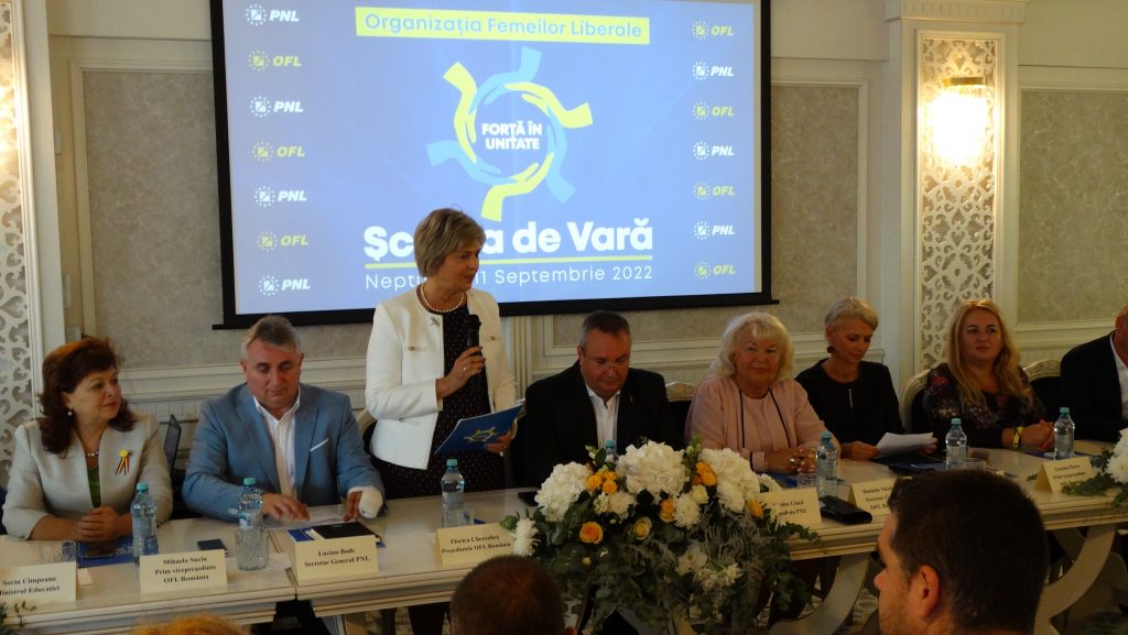 (FOTO) Cum a fost la Școala de vară a femeilor liberale. Liderul Ciucă, mesaj tranșant: e nevoie de  mai multe femei în politică
