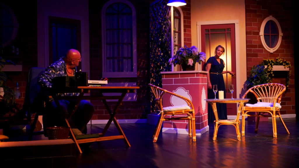 Se deschide stagiunea teatrală! Comedie romantică într-o interpretare de excepție