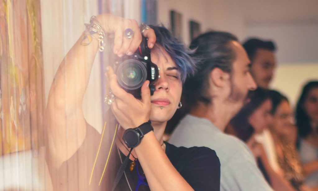 INTERVIU. Povestea dascălului care, după ore, devine voluntar alături de copii: „A da fără a aștepta ceva în schimb este absolut extraordinar. Voluntariatul este mulțumire în stare pură.”