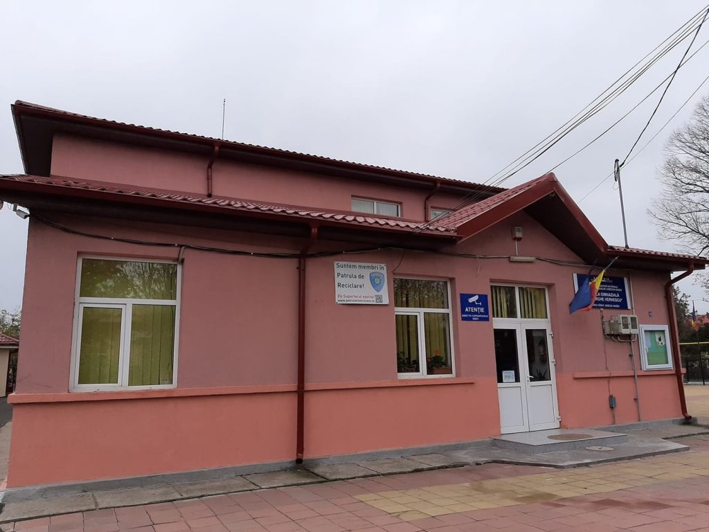 (VIDEO) Școala din Buzău unde nu se mai dau teze de doi ani. Reacția elevilor