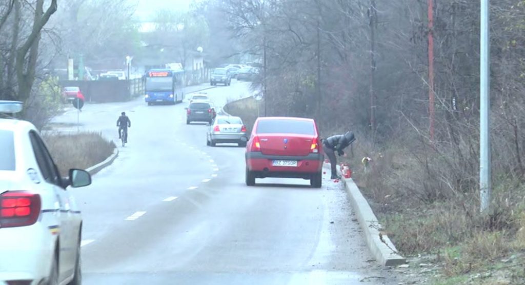 (VIDEO) Se mișcă lucrurile pe Șoseaua Vadu Pașii? Primele măsuri luate după patru luni de la moartea unui adolescent