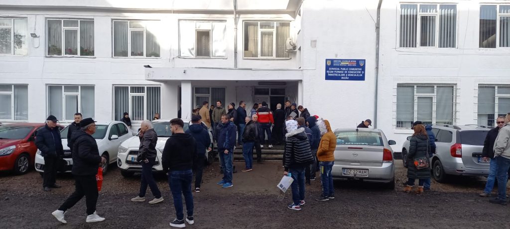 Programul de week-end la Permise și Înmatriculări dă rezultate la Buzău. Ce alte măsuri s-au luat