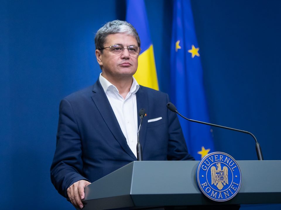 Premieră: Aproape 1 miliard de euro, bani europeni, pentru sprijinirea grupurilor vulnerabile. Când se dă startul depunerii proiectelor