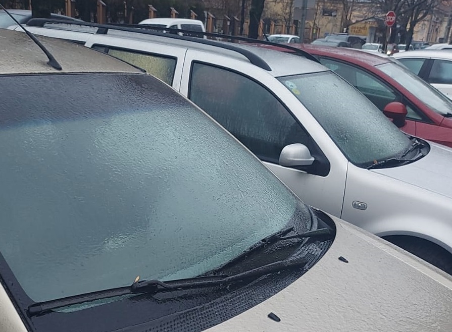Fenomenul care i-a bulversat pe șoferi în această dimineață