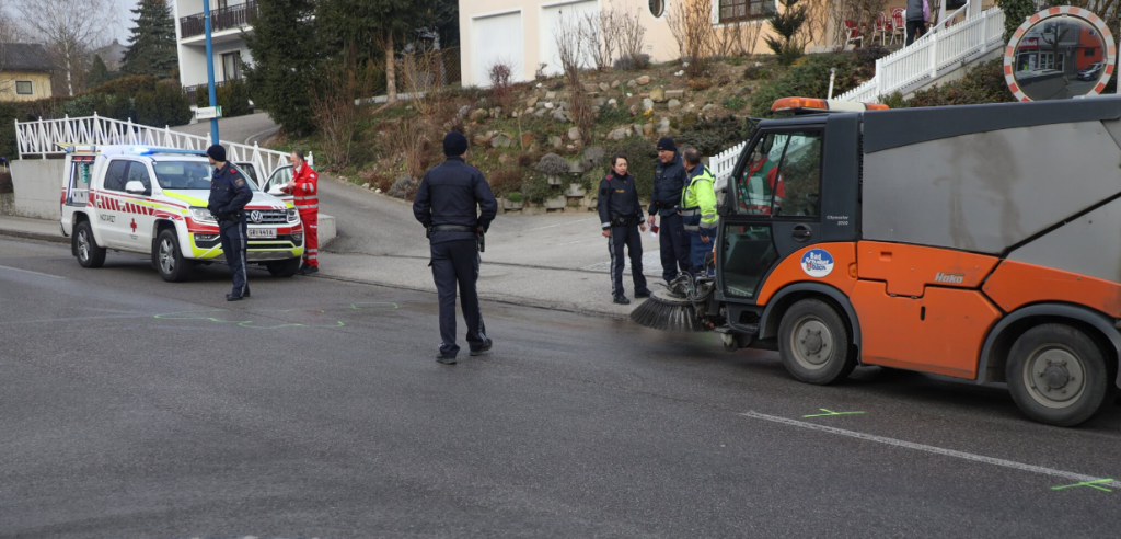 Buzoiancă, implicată într-un accident cumplit în Austria. A murit sub roțile propriei mașini