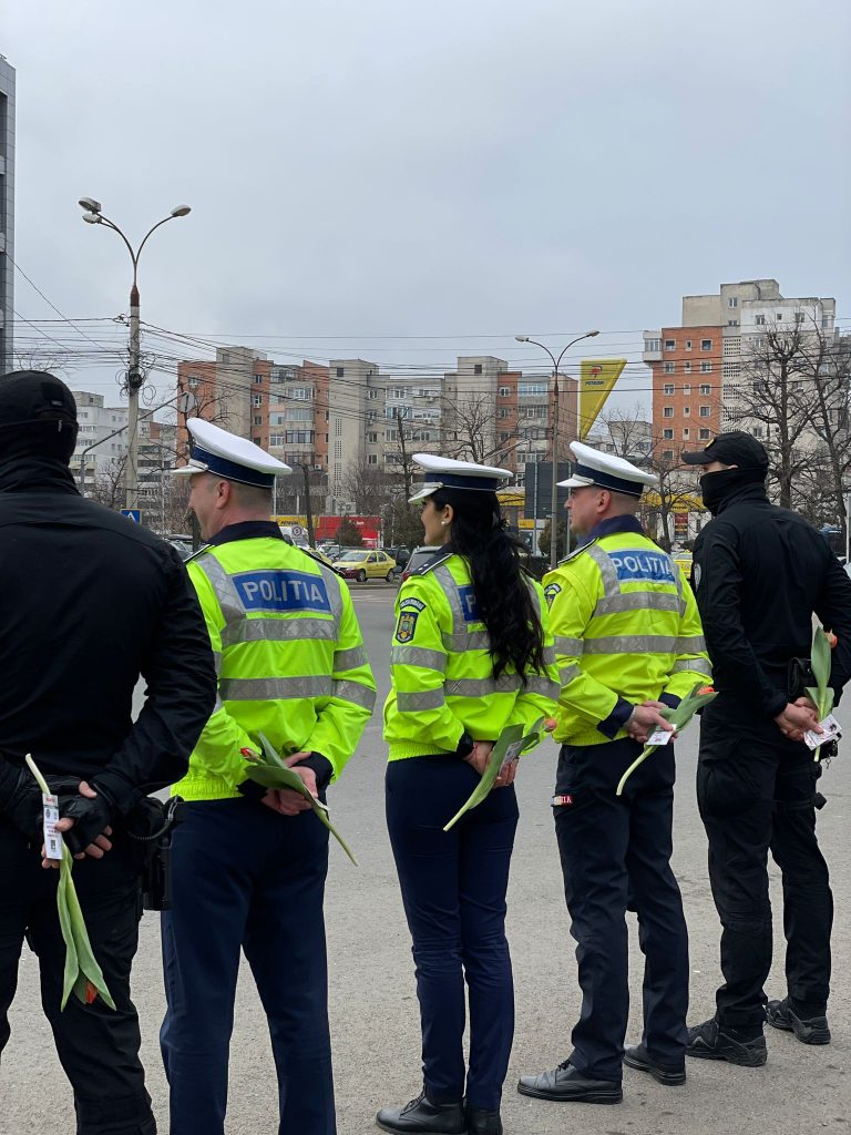 (FOTO&VIDEO) „Vânătoare de șoferițe!” De ce au fost trase astăzi pe dreapta participantele la trafic