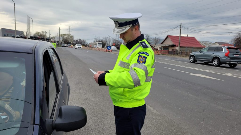 (FOTO&VIDEO) Descindere a polițiștilor în traficul din Buzău. Pe ce au pus accentul oamenii legii