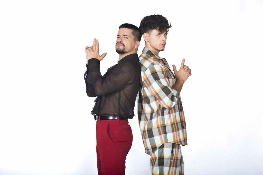 Buzoienii iau cu asalt o emisiune celebră de la Antena 1