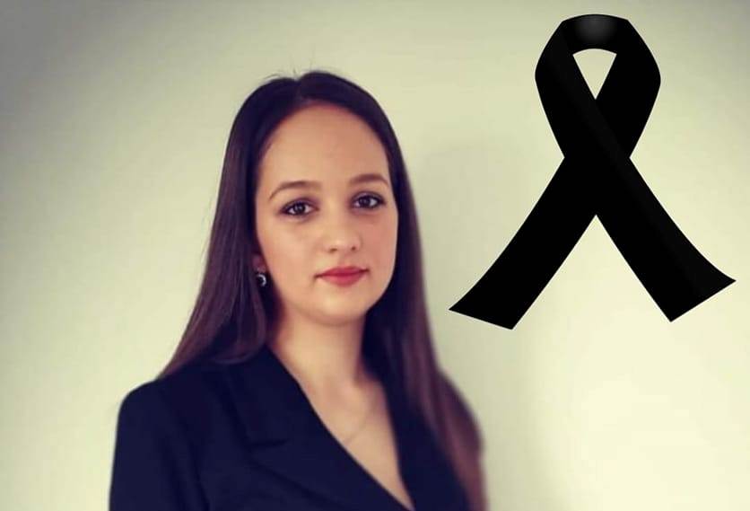 Tânăra mămică din Mărăcineni a pierdut lupta cu cancerul. A fost înmormântată astăzi