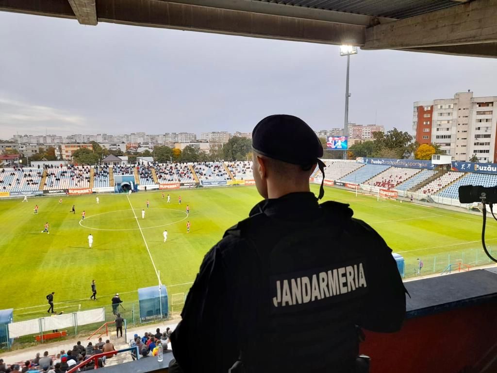 Atenție! Va fi aglomerație pe Bulevardul Stadionului. Jandarmii și polițiștii vor fi în stradă