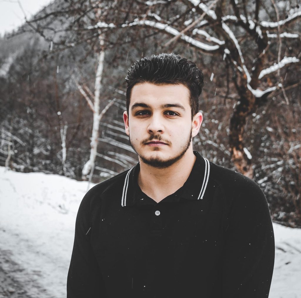Spectacol caritabil pentru salvarea lui Robert Fijer. Tu donezi, el se face bine!