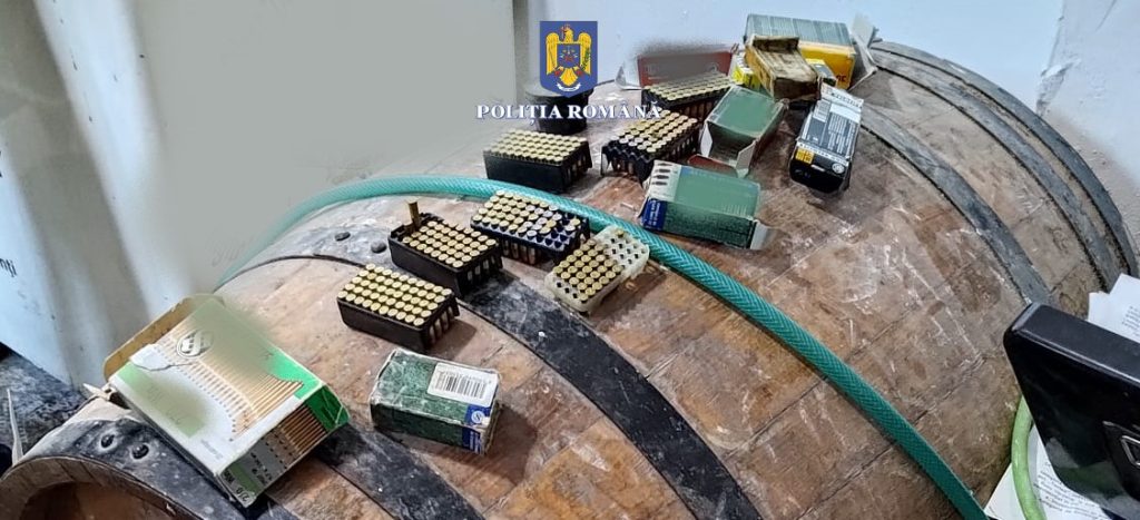 (FOTO) Delicatesele din pădure l-au băgat direct în arest. Prada neașteptată găsită în locuința unui bărbat din Gura Teghii