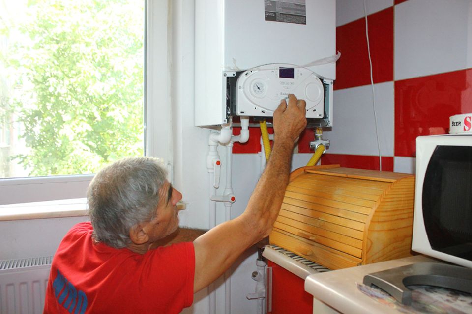 UE ar vrea să renunțăm la centralele pe gaz, ministrul Mediului vrea să aprofundeze subiectul. ”Încă avem 3,5 milioane de gospodării încălzite cu lemne”