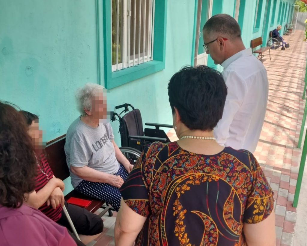 Azi vom afla! Adevărul despre realitatea dintre pereții așezămintelor sociale
